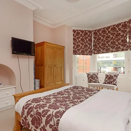 Guest house Ash Grove